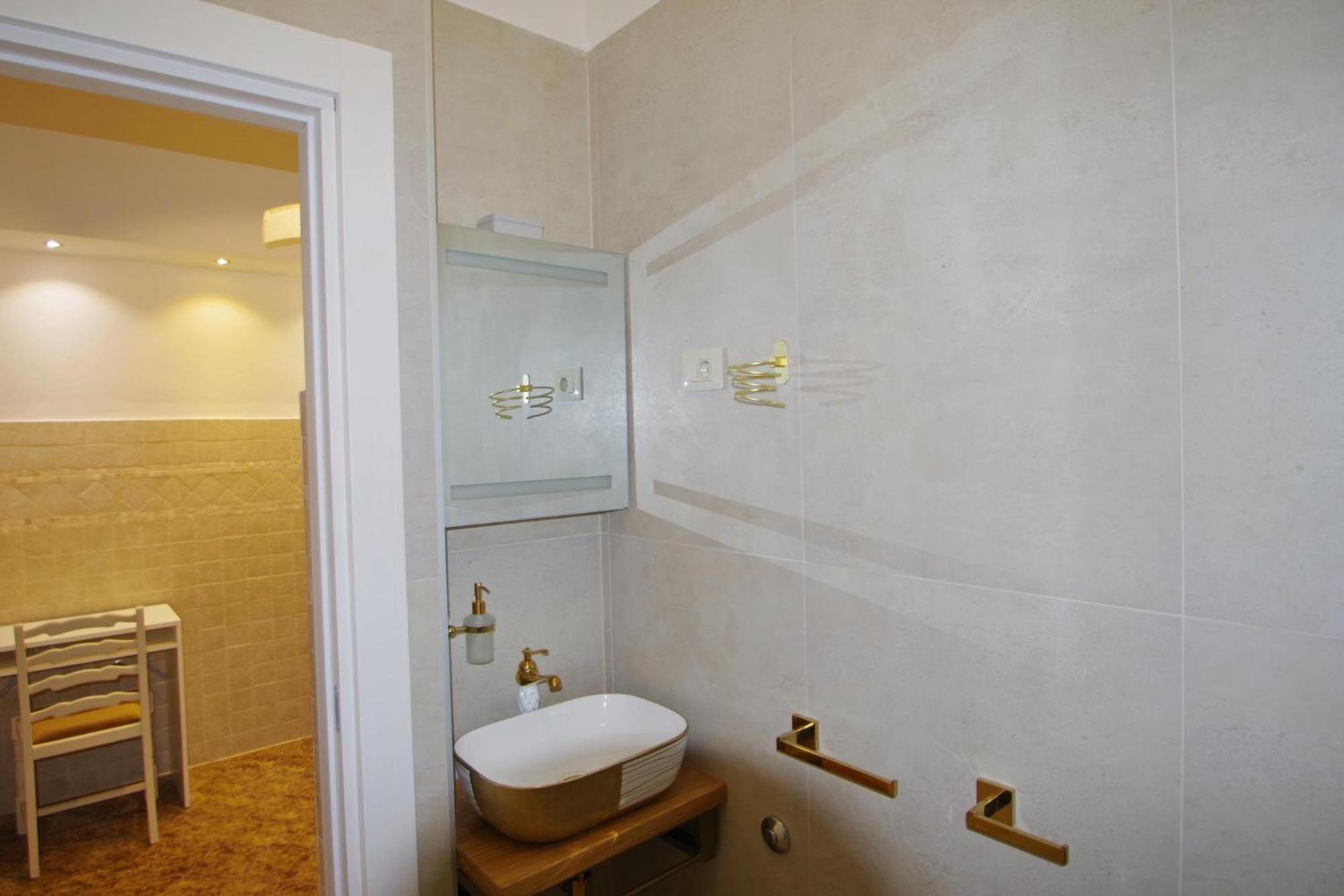 Gortanova Uvala Apartman *